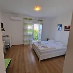 Bed and Breakfast Pansion Braco 3*