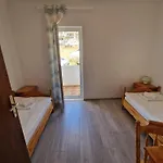Pansion Braco Zavala