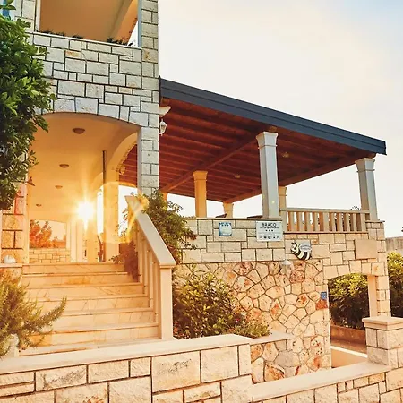 Pansion Braco Bed and Breakfast