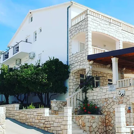 Bed & Breakfast Pansion Braco