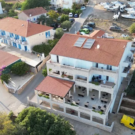 Bed & Breakfast Pansion Braco 3*